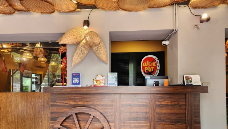 CẦN CHO THUÊ NHÀ BIỆT THỰ MP HOÀNG HOA THÁM 2 TẦNG, 150M2, MT 15M, 60 TRIỆU